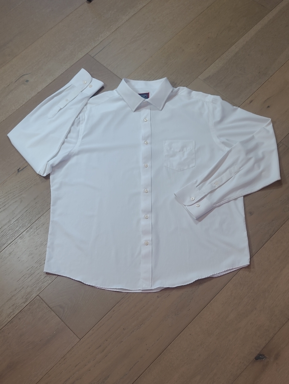 EUC UNTUCKit Shirt Men's sz L White Relaxed Fit Long Sleeve Button Down Shirt